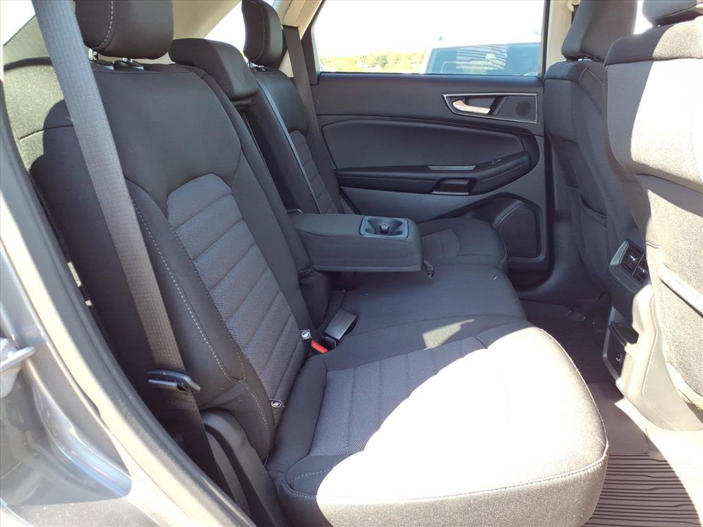 Certified 2022 Ford Edge SE image 9