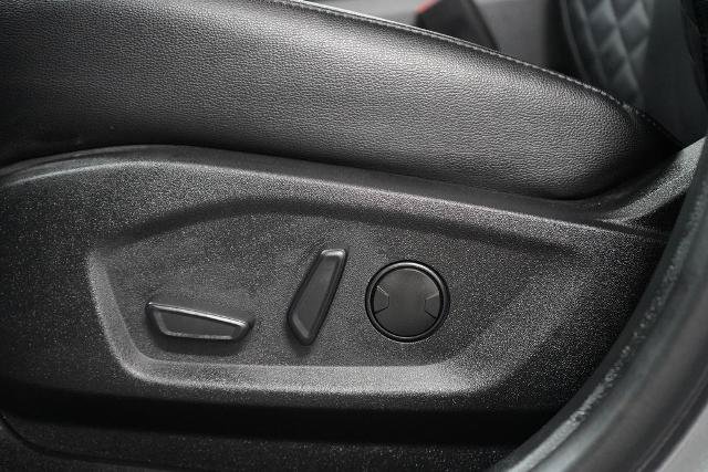 Certified 2023 Ford Edge Titanium AWD/4WD image 17