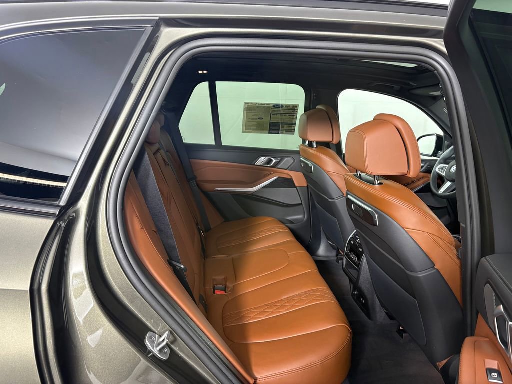 Used 2026 BMW X5 xDrive40i w/ M Sport Package image 51