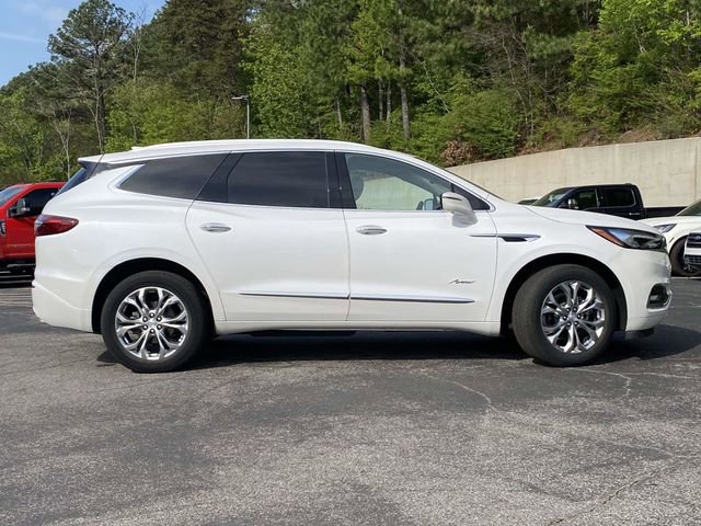 Used 2021 Buick Enclave Avenir w/ Avenir Technology Package image 2