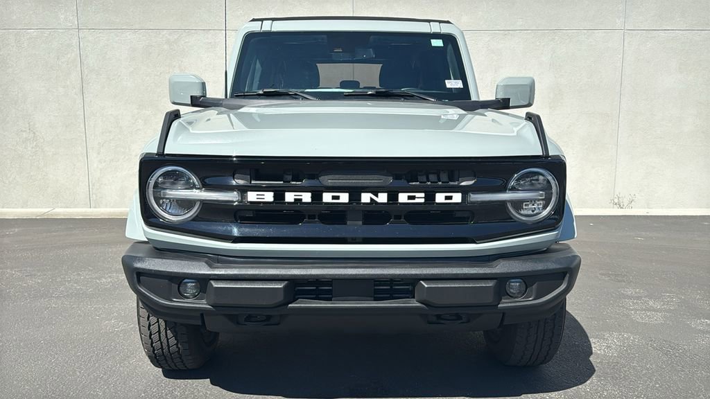 Certified 2023 Ford Bronco Outer Banks AWD/4WD image 2