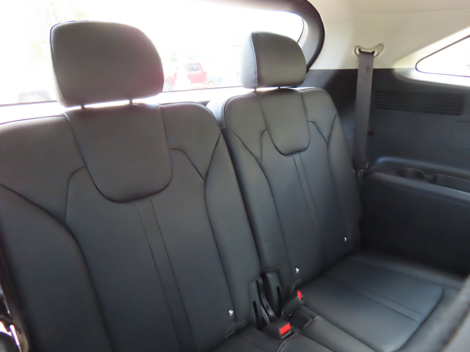 Used 2025 Kia Sorento SX AWD/4WD image 39