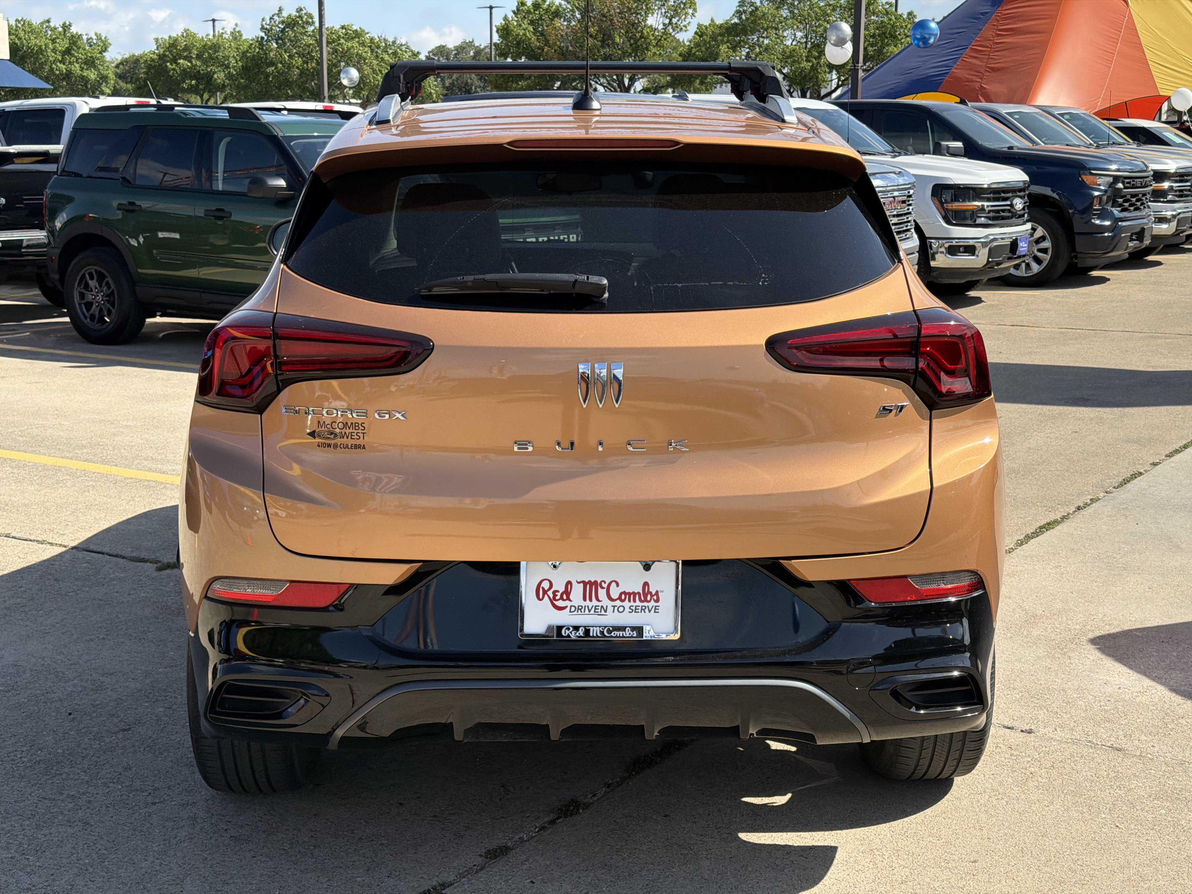Used 2024 Buick Encore GX Sport Touring FWD image 6