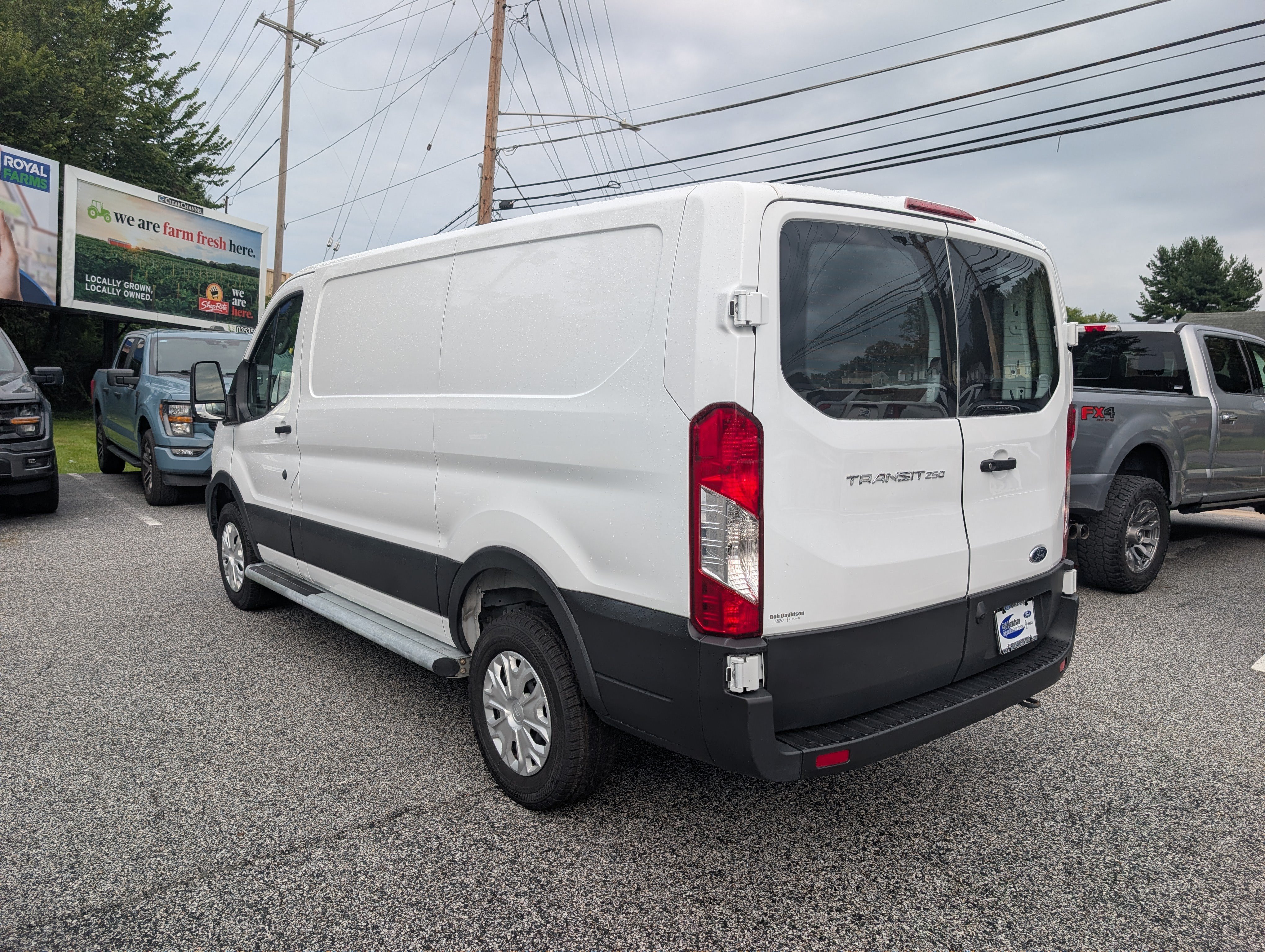 Certified 2025 Ford Transit 250 Low Roof w/ Exterior Upgrade Package RWD image 5