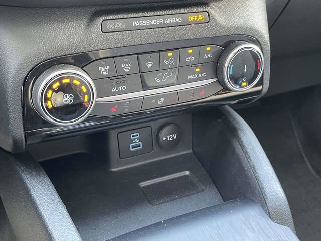 Certified 2022 Ford Escape SE w/ SE Sport Appearance Package FWD image 19
