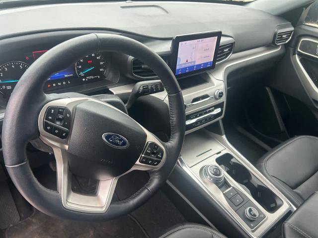 Certified 2023 Ford Explorer XLT w/ Equipment Group 202A AWD/4WD image 11