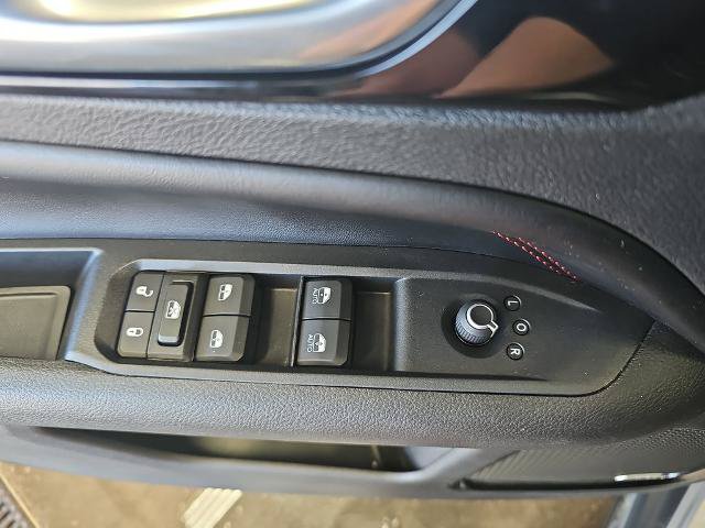 Used 2022 Jeep Compass Trailhawk w/ Trailhawk Elite Group AWD/4WD image 27