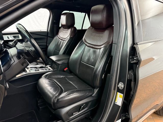 Certified 2020 Ford Explorer Platinum w/ Premium Technology Package image 12