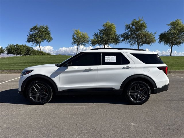 Certified 2025 Ford Explorer ST-Line w/ Premium Package image 6