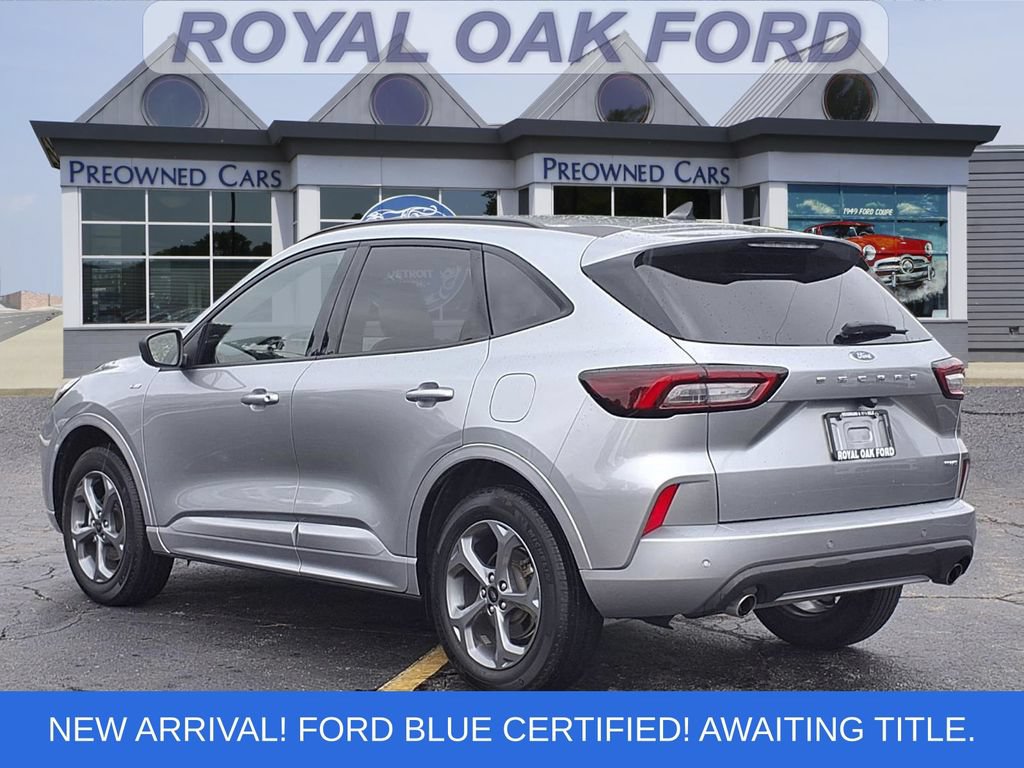 Certified 2024 Ford Escape ST-Line w/ Tech Pack #1 AWD/4WD image 2