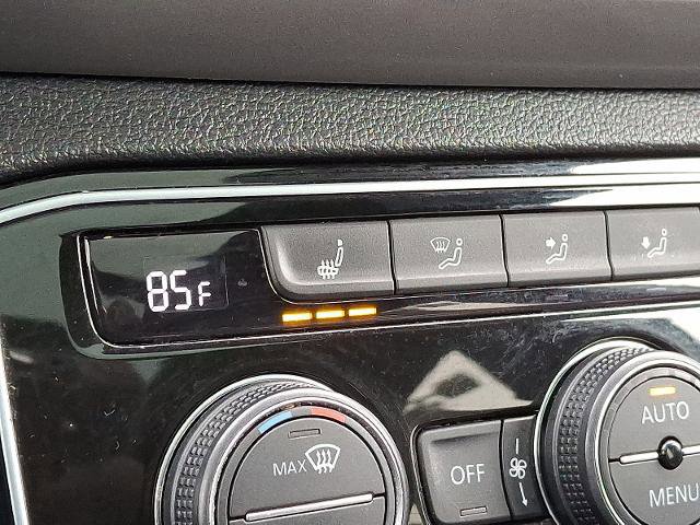 Used 2020 Volkswagen Atlas Cross Sport SEL image 24