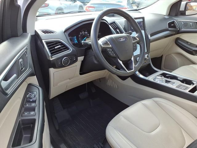 Certified 2022 Ford Edge Titanium w/ Equipment Group 301A image 18