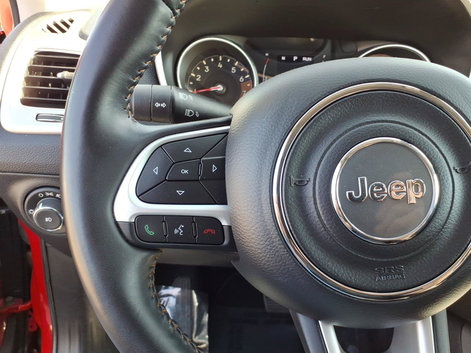Used 2019 Jeep Compass Latitude FWD image 18