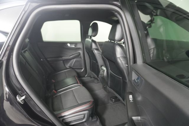 Certified 2025 Ford Escape ST-Line AWD/4WD image 25