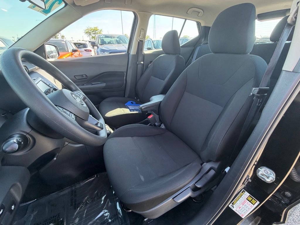 Used 2024 Nissan Kicks S image 15