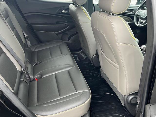 Used 2025 Chevrolet Trax ACTIV w/ Driver Confidence Package FWD image 15