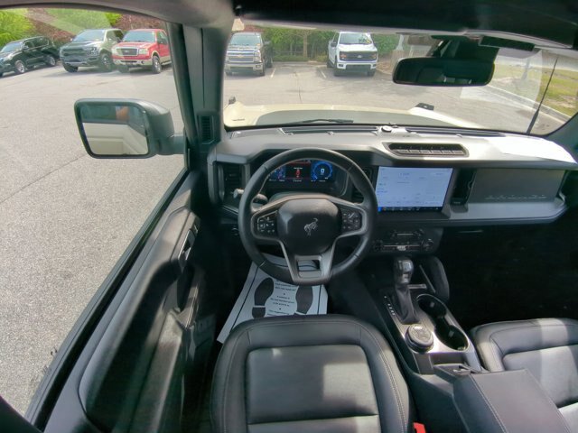 Certified 2025 Ford Bronco Badlands AWD/4WD image 31