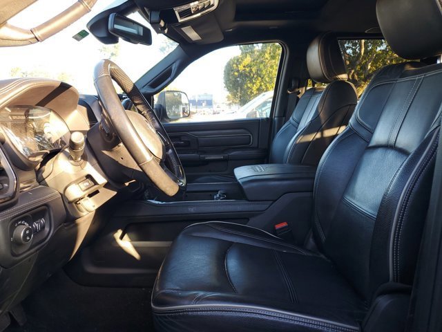 Used 2022 RAM 3500 Limited w/ Max Tow Package image 4