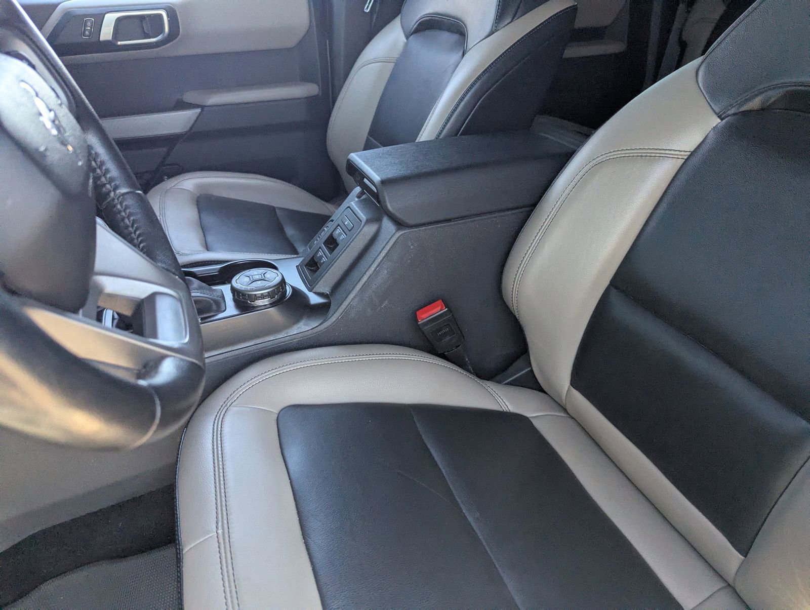 Certified 2023 Ford Bronco Wildtrak AWD/4WD image 16