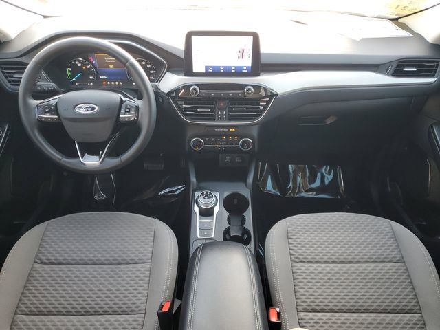 Certified 2022 Ford Escape SE w/ SE Sport Appearance Package image 8