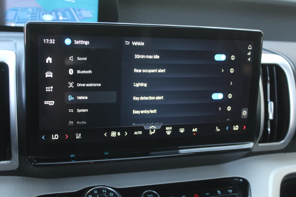 Certified 2025 Ford Expedition Active RWD image 33