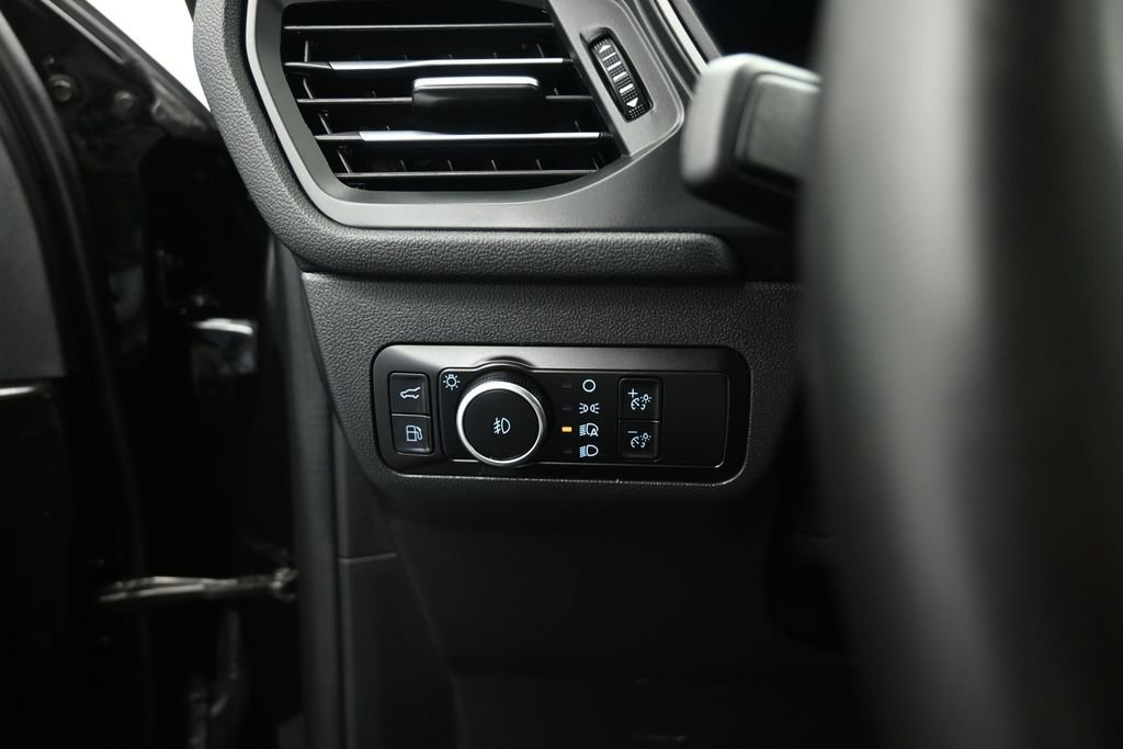 Certified 2023 Ford Escape SE FWD image 10