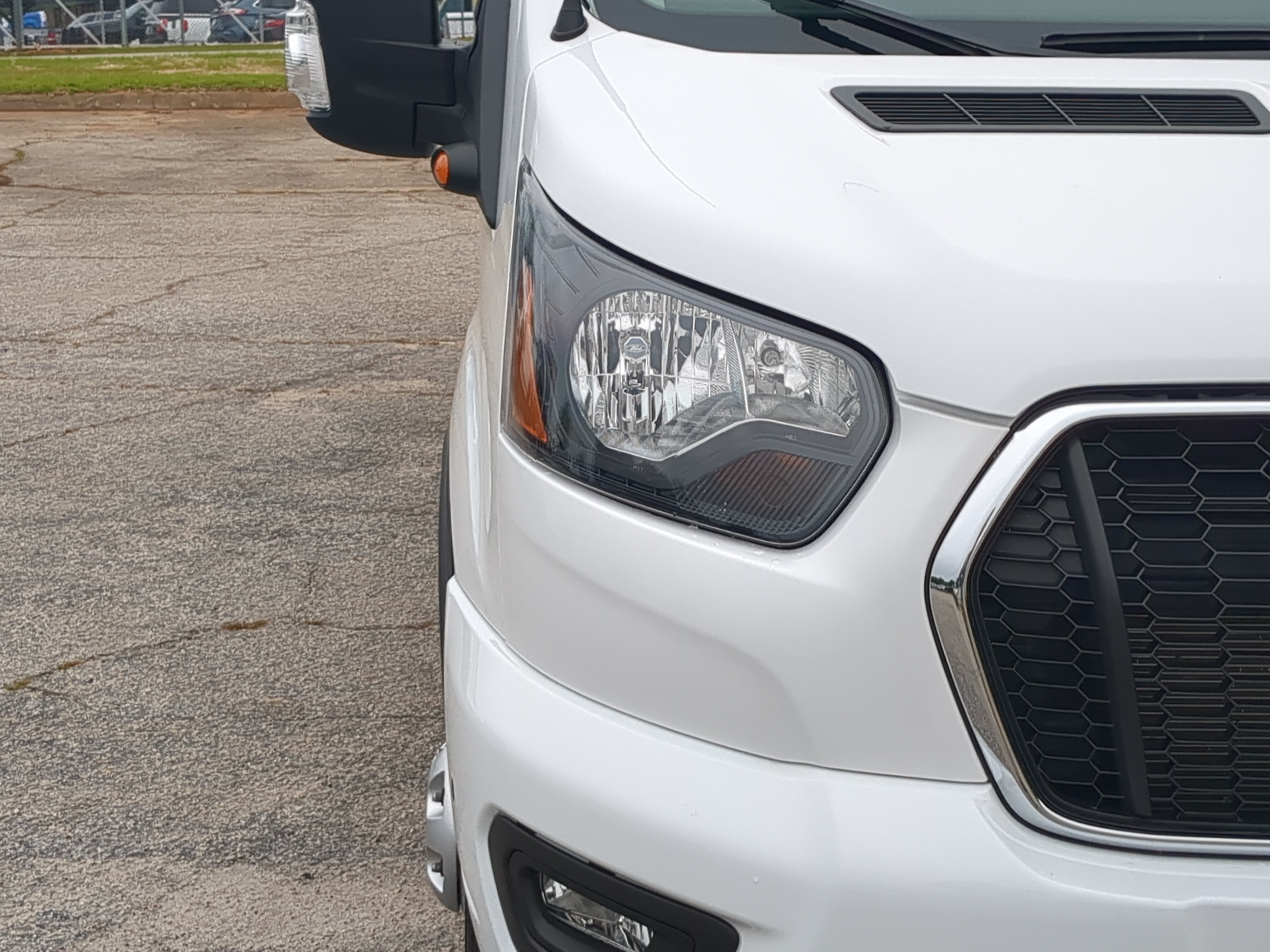 Certified 2025 Ford Transit 350 XLT RWD image 8