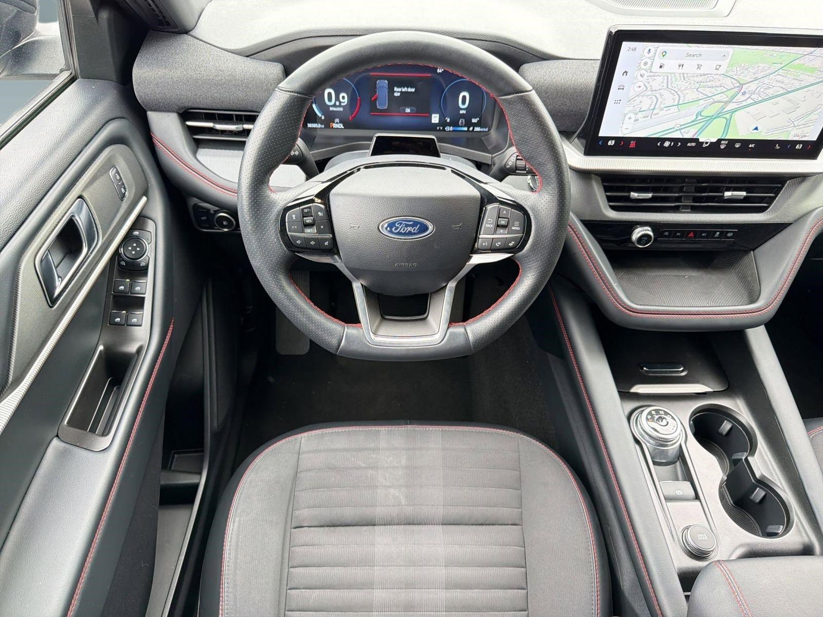 Certified 2025 Ford Explorer ST-Line w/ ST-Line Street Pack AWD/4WD image 4