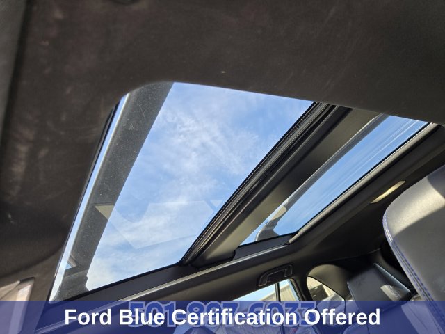 Used 2025 Toyota RAV4 XSE w/ Advanced Technology Package AWD/4WD image 13