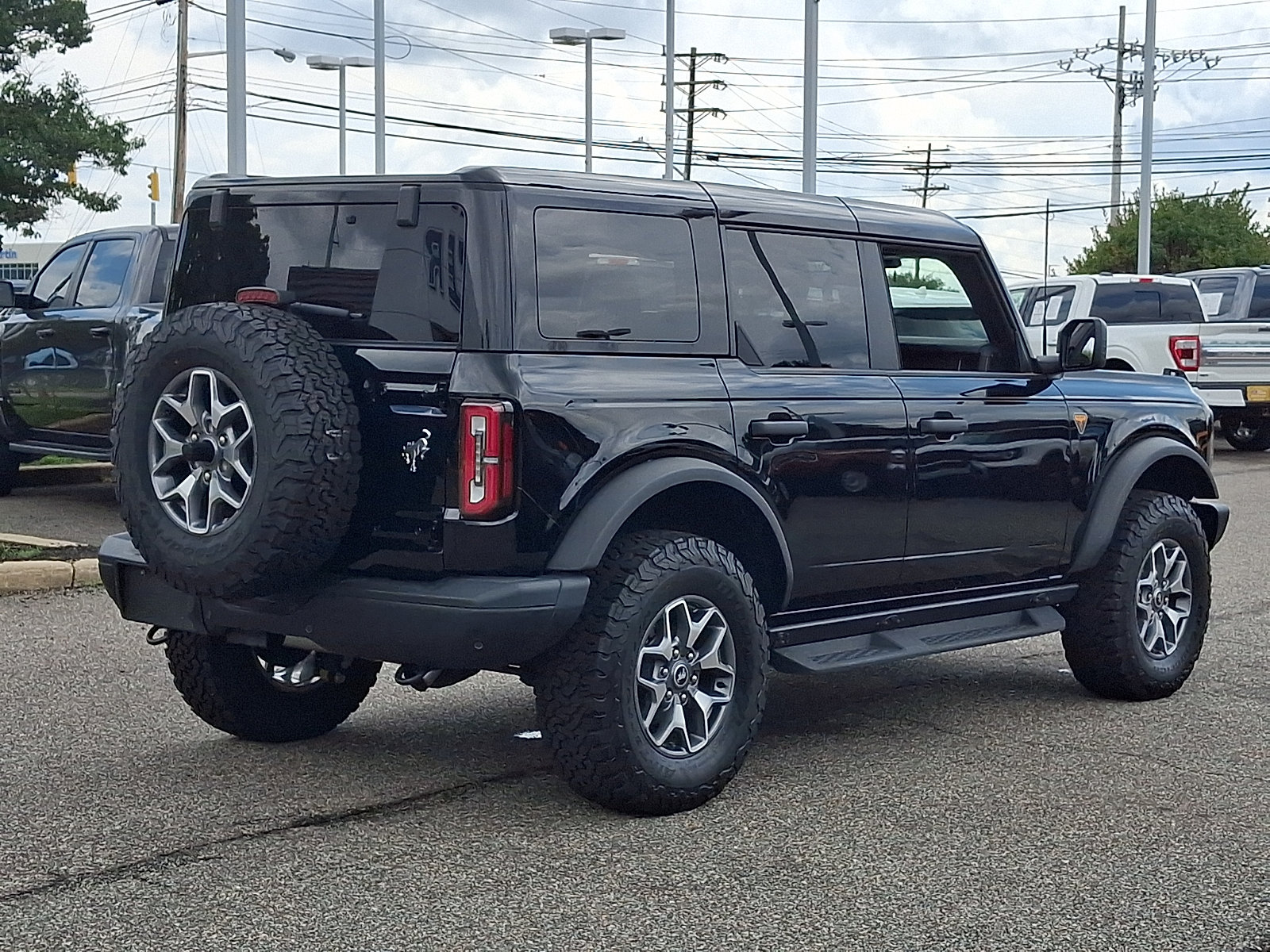 Certified 2025 Ford Bronco Badlands AWD/4WD image 11
