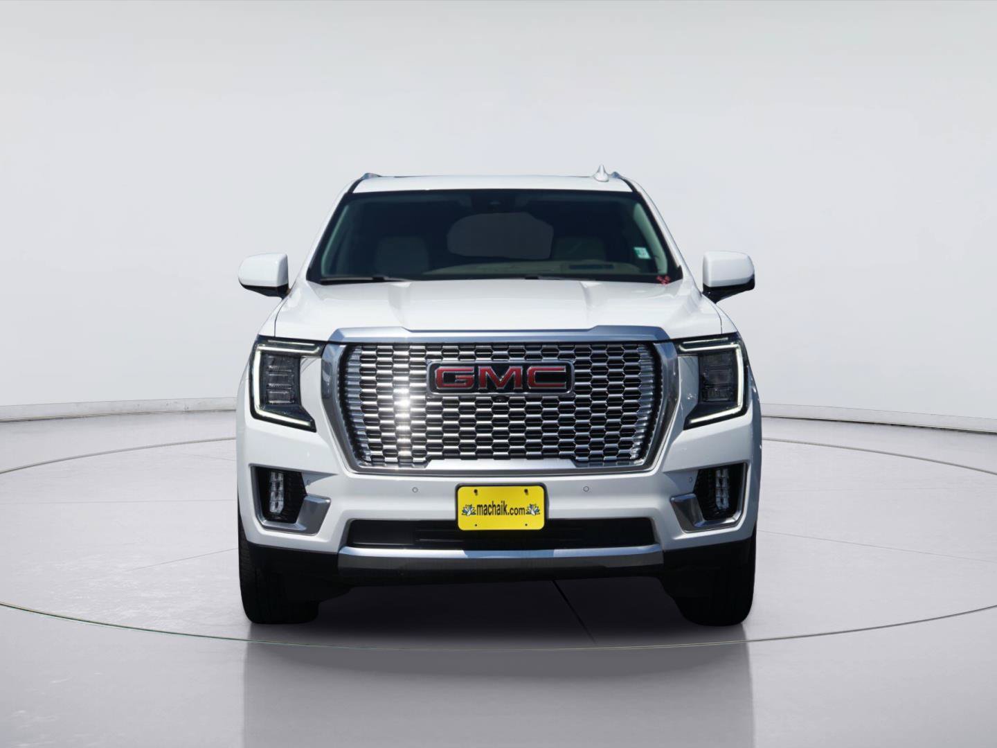 Used 2024 GMC Yukon XL Denali w/ Denali Reserve Package RWD image 3