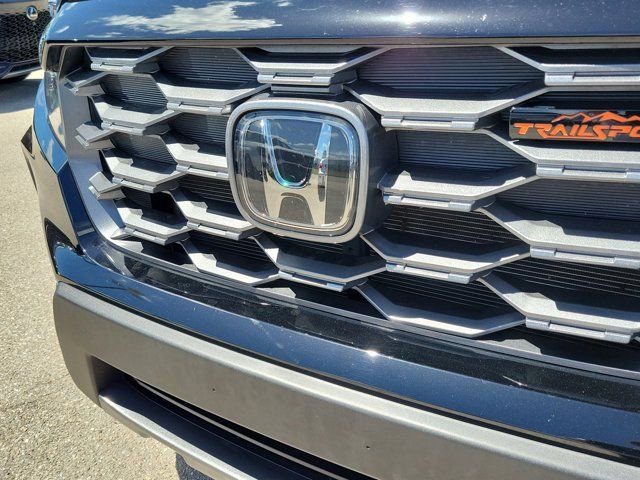 Used 2025 Honda Passport TrailSport image 7
