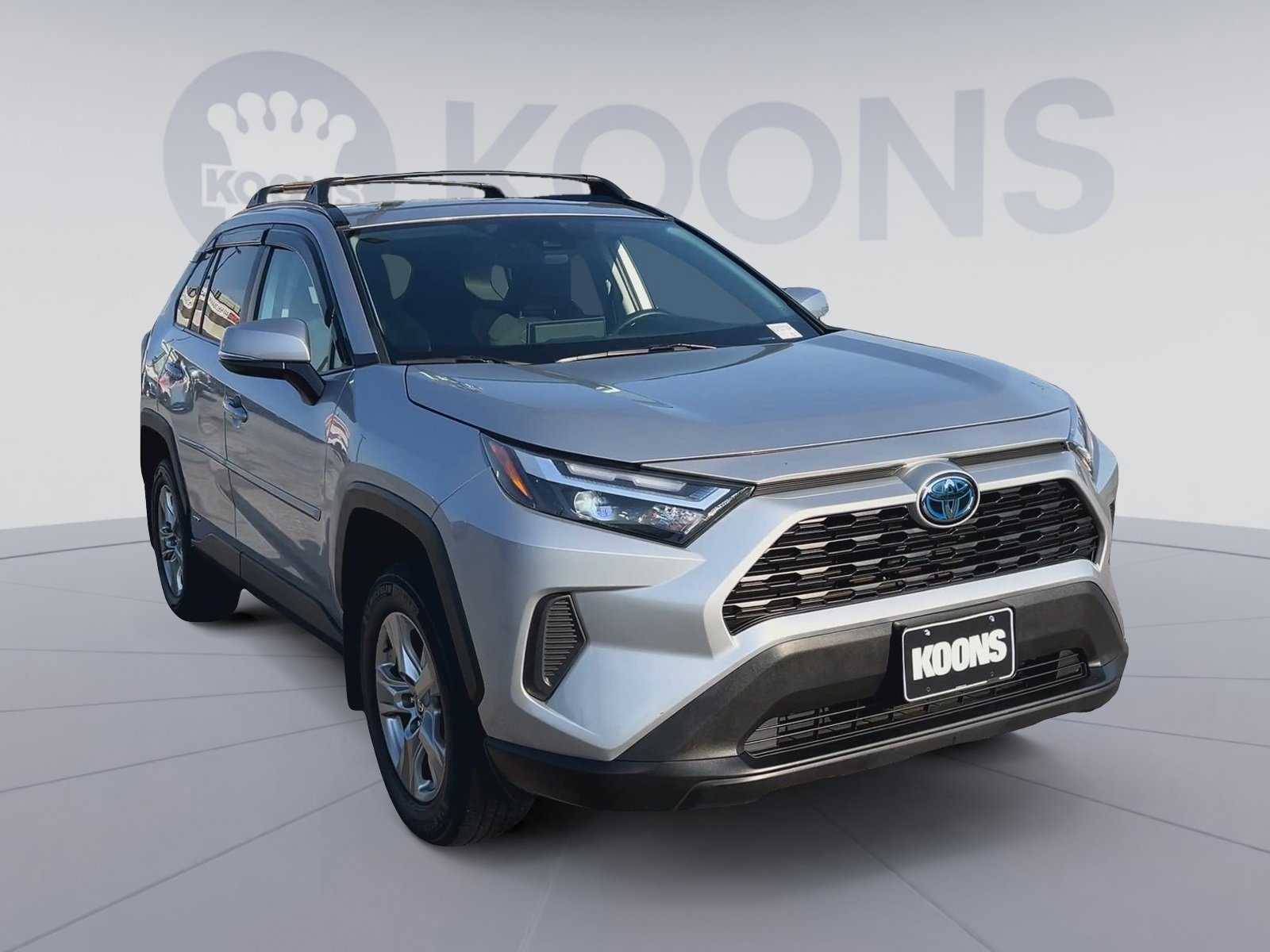 Used 2024 Toyota RAV4 XLE w/ Convenience Package AWD/4WD image 4