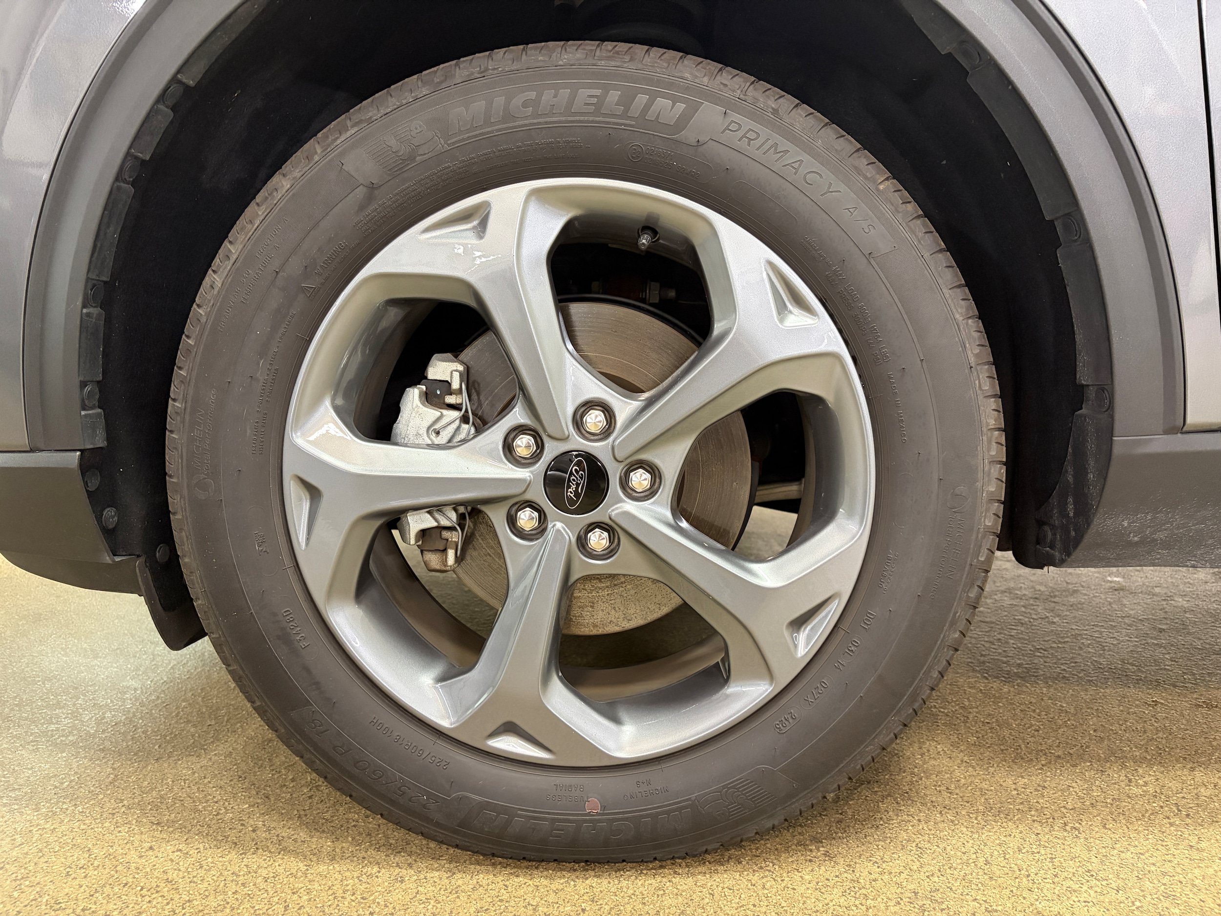 Certified 2025 Ford Escape ST-Line Select AWD/4WD image 28