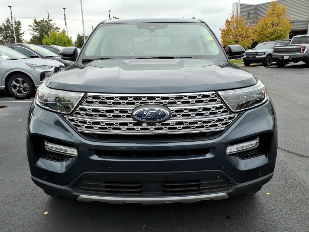 Certified 2023 Ford Explorer Limited w/ Limited Technology Package AWD/4WD image 2