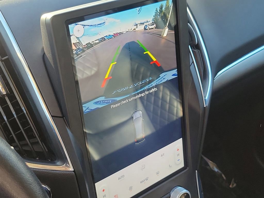 Certified 2023 Ford Edge Titanium image 18