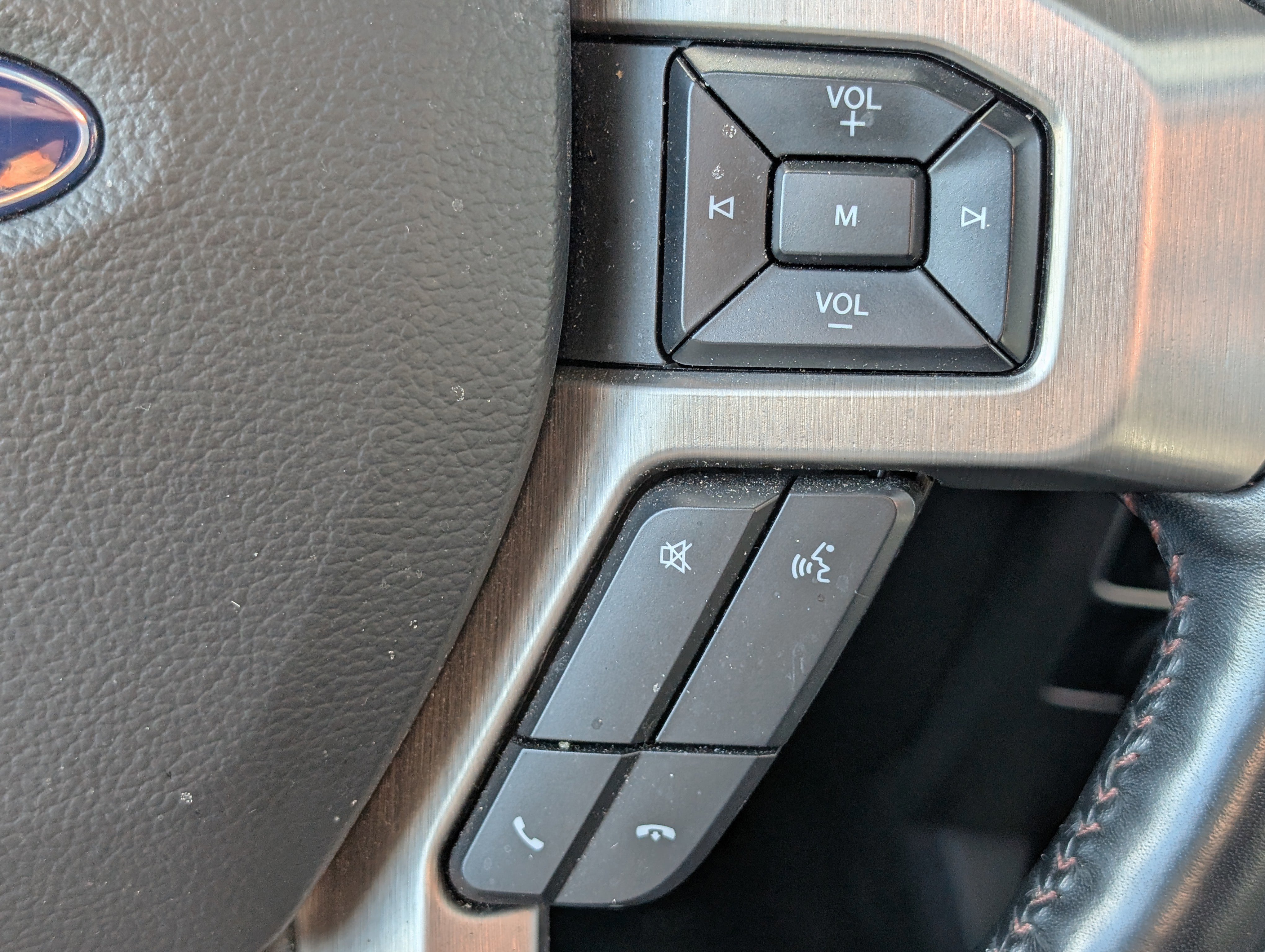 Certified 2022 Ford F350 Platinum image 26