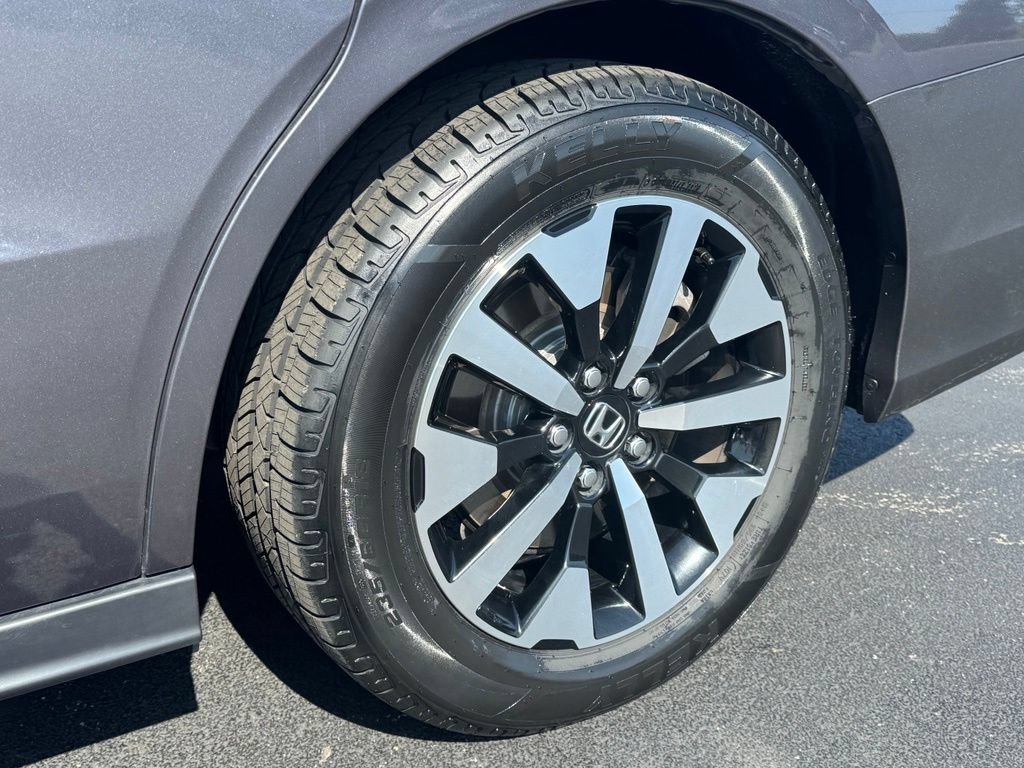 Used 2025 Honda Odyssey EX-L image 32