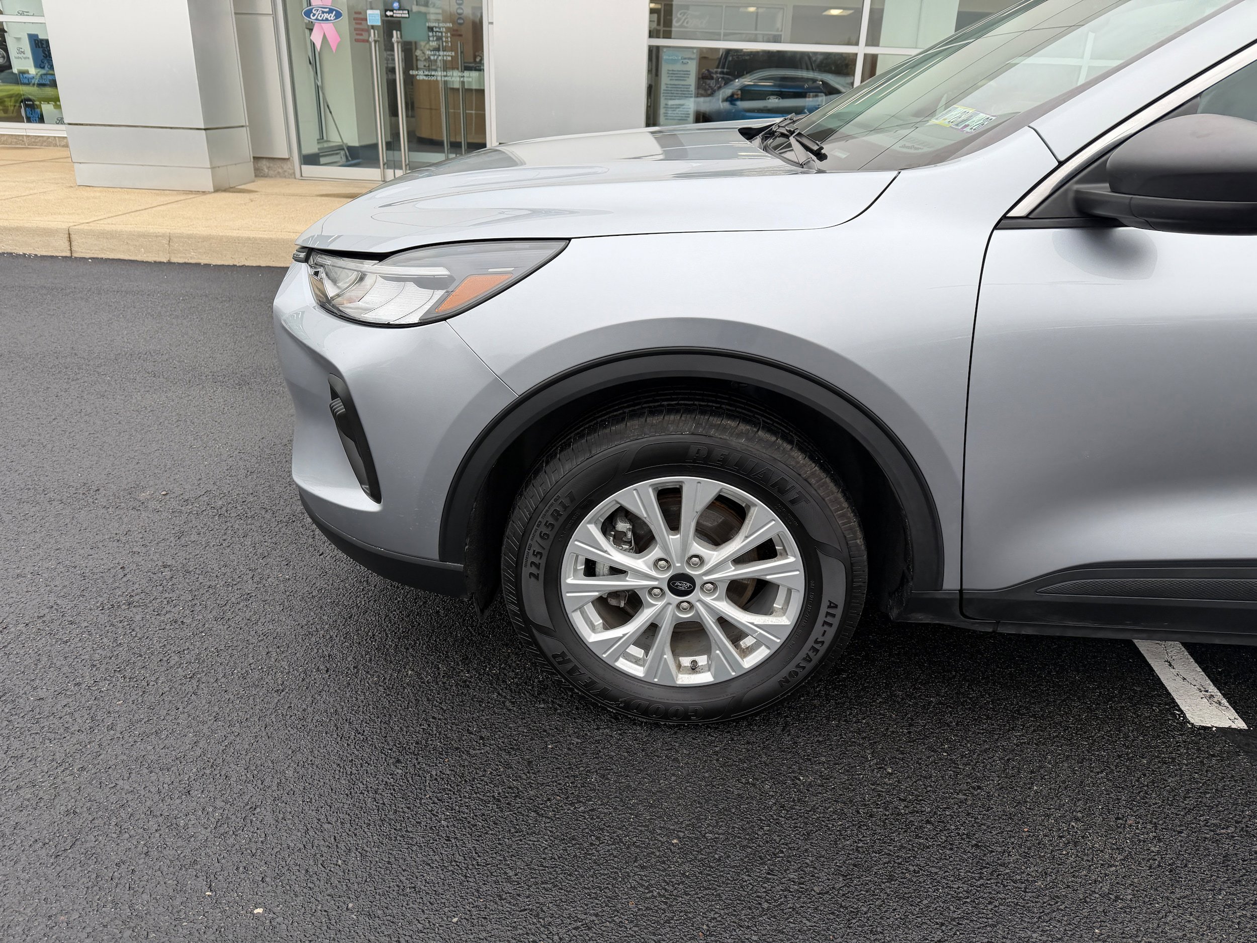 Certified 2023 Ford Escape Active AWD/4WD image 10