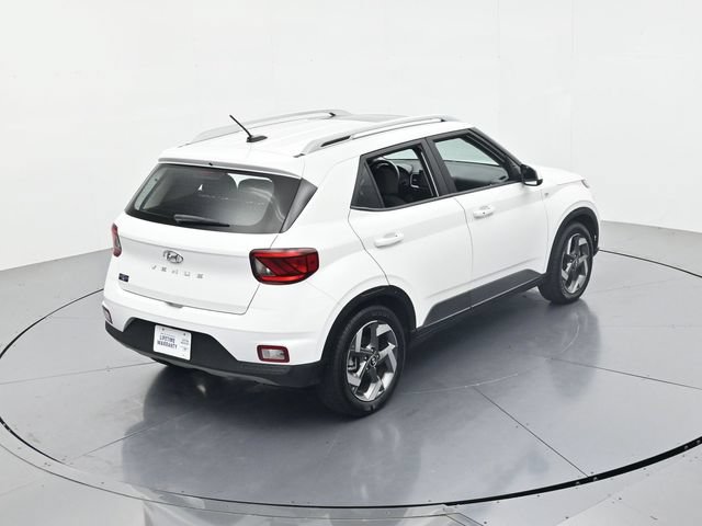Used 2024 Hyundai Venue SEL FWD image 41