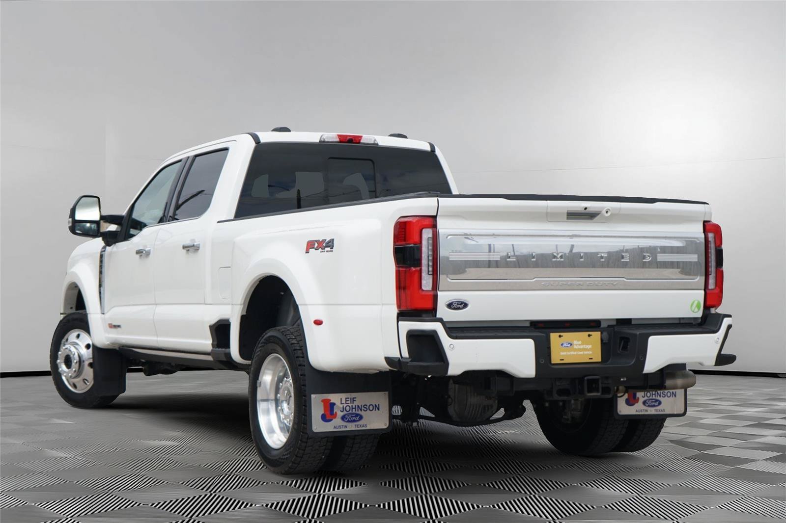 Certified 2024 Ford F450 Limited w/ FX4 Off-Road Package AWD/4WD image 6