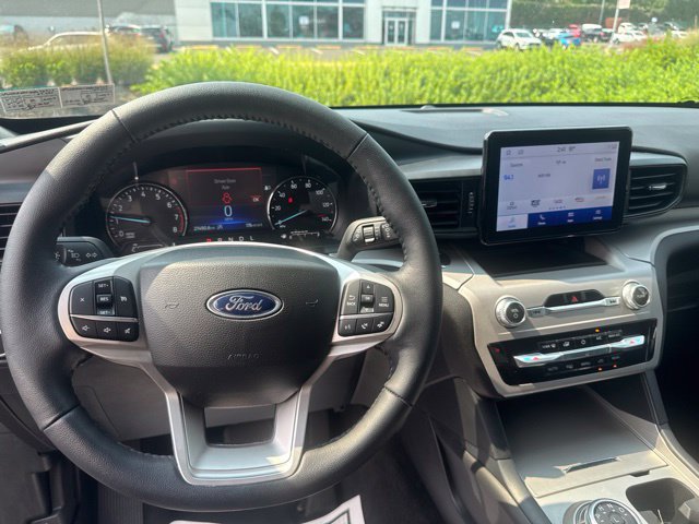 Certified 2023 Ford Explorer XLT AWD/4WD image 19