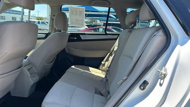 Used 2018 Subaru Outback 2.5i Premium AWD/4WD image 15