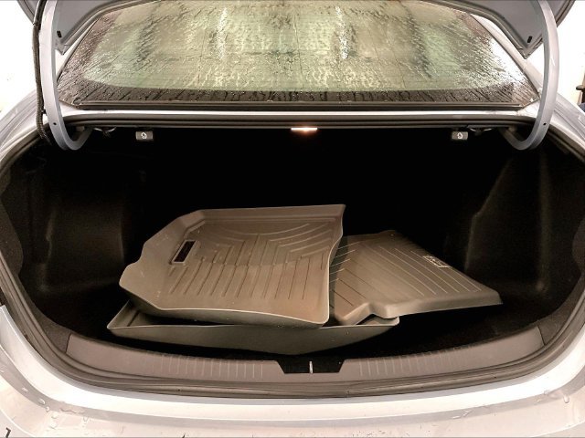 Used 2018 Chevrolet Malibu LT FWD image 33