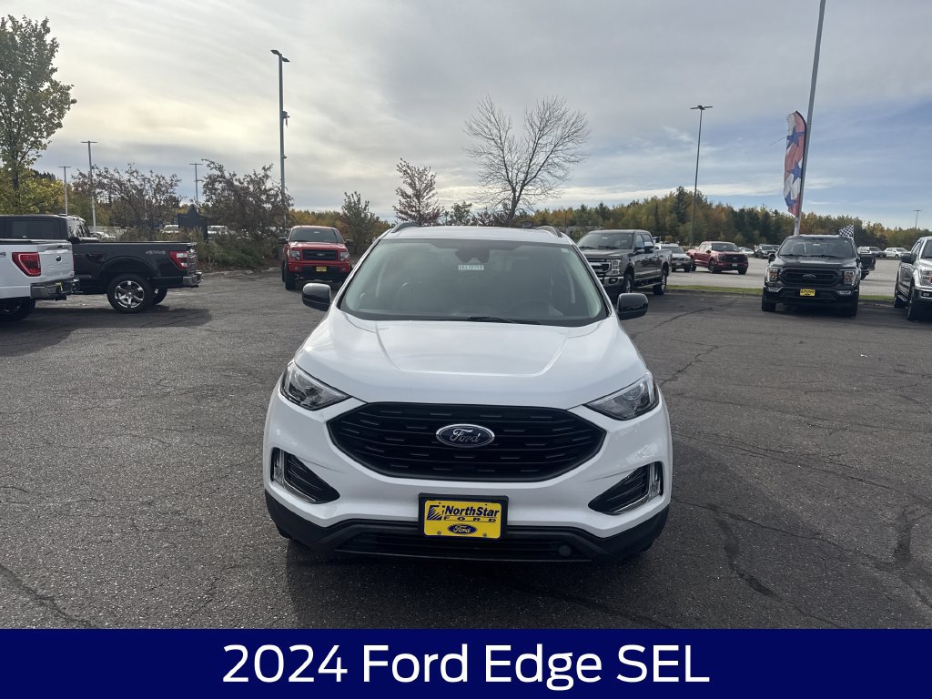 Certified 2024 Ford Edge SEL w/ Sport Appearance Package AWD/4WD image 4