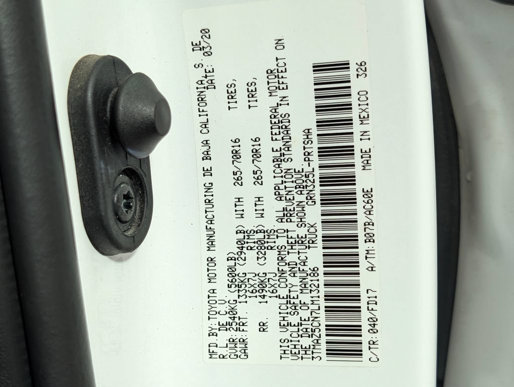 Used 2020 Toyota Tacoma TRD Off-Road w/ Technology Package RWD image 28