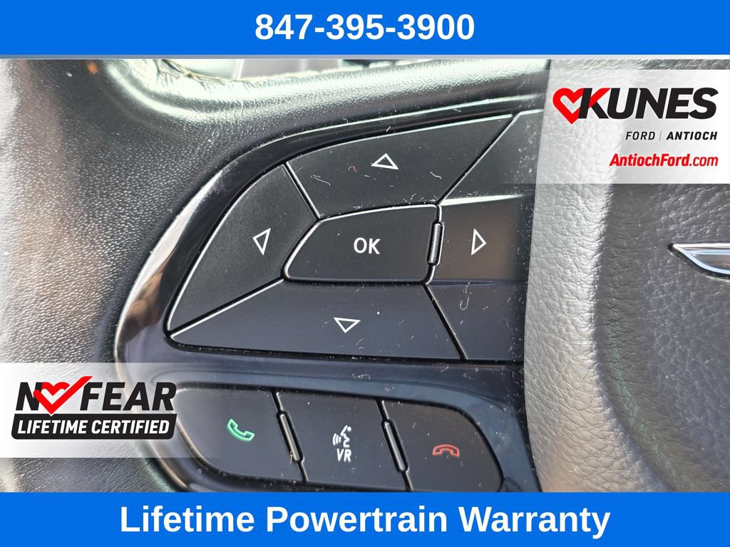 Used 2019 Chrysler 300 S AWD/4WD image 27
