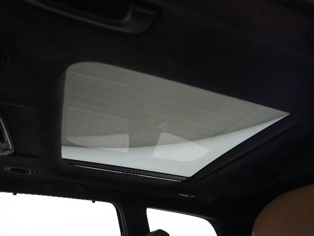 Used 2021 Kia Telluride SX w/ SX Prestige Package image 22