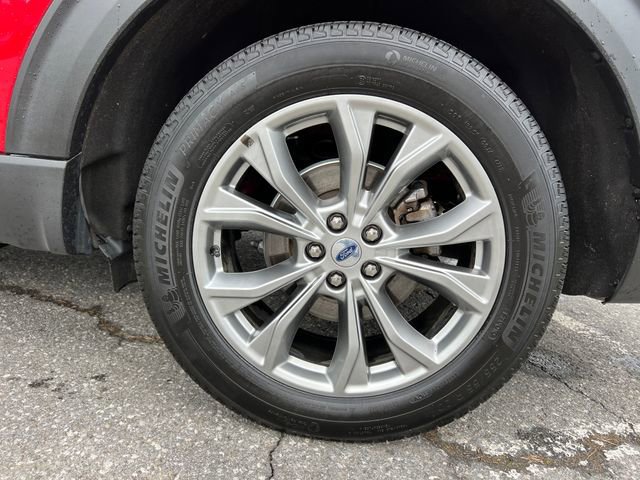 Certified 2023 Ford Explorer XLT w/ Equipment Group 202A image 15