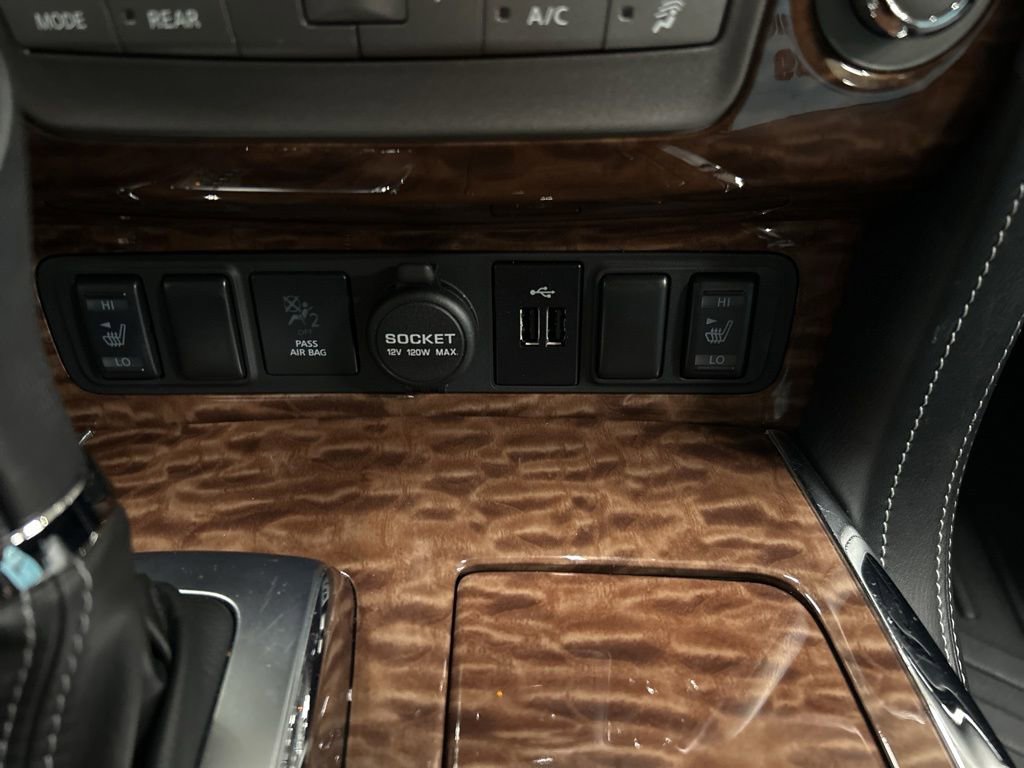 Used 2020 Nissan Armada SL w/ Premium Package AWD/4WD image 24